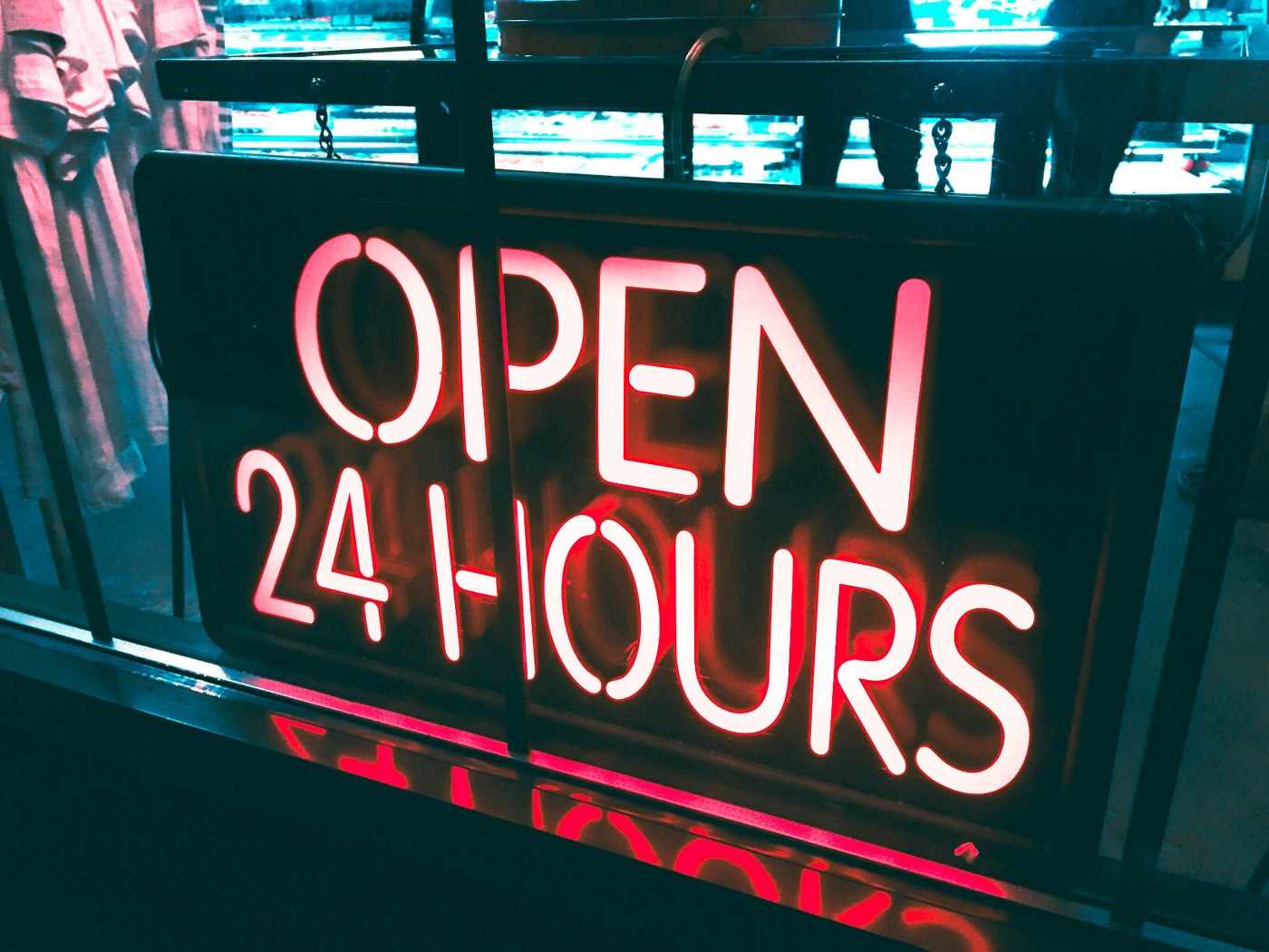 image of a open sign symbolizing 24/7 customer support